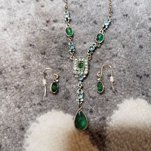 Nexklavmce and ensnaring set